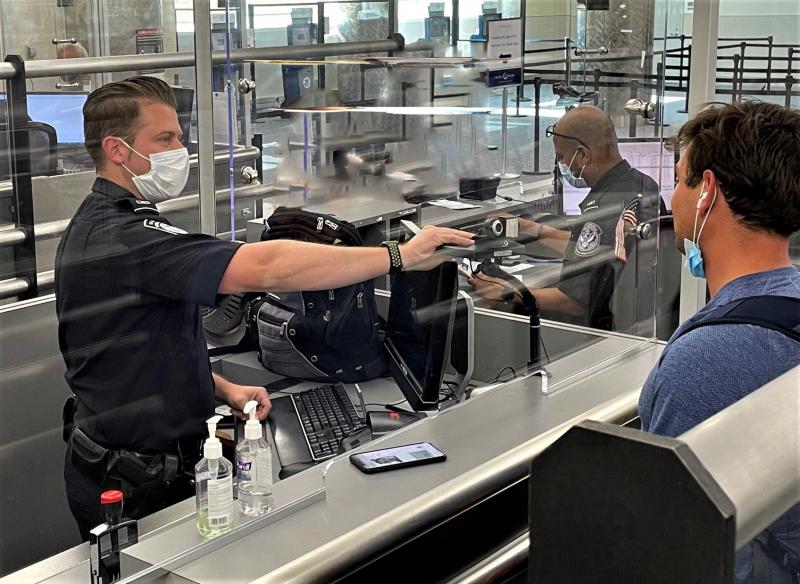 Cbp Introduces Simplified Arrival At Denver International Airport Us Customs And Border 